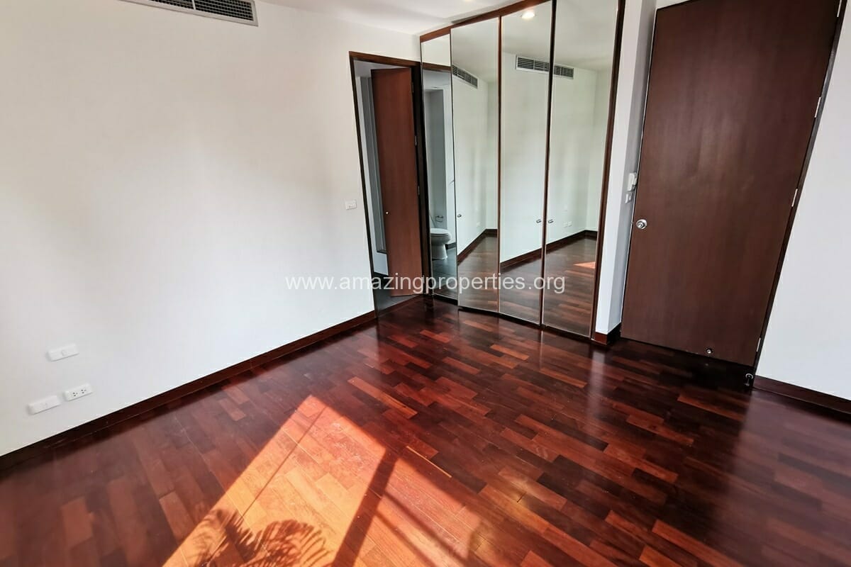 4-Bedroom-Apartment-Panburi-15-2016.jpg