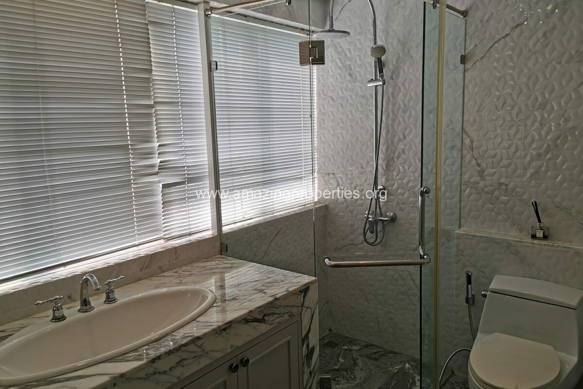 4-Bedroom-Condo-for-Rent-Kiarti-Thanee-City-Mansion-16-2004.jpg