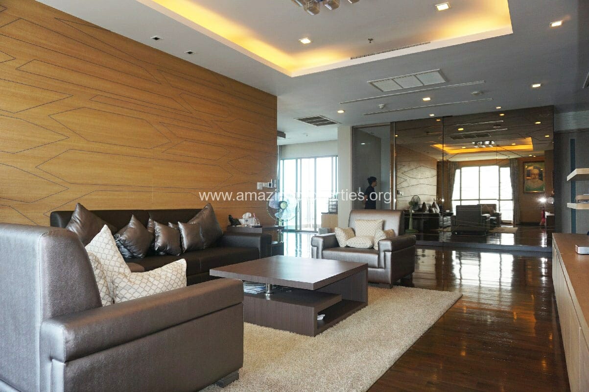 4-Bedroom-Duplex-Penthouse-4752.jpg