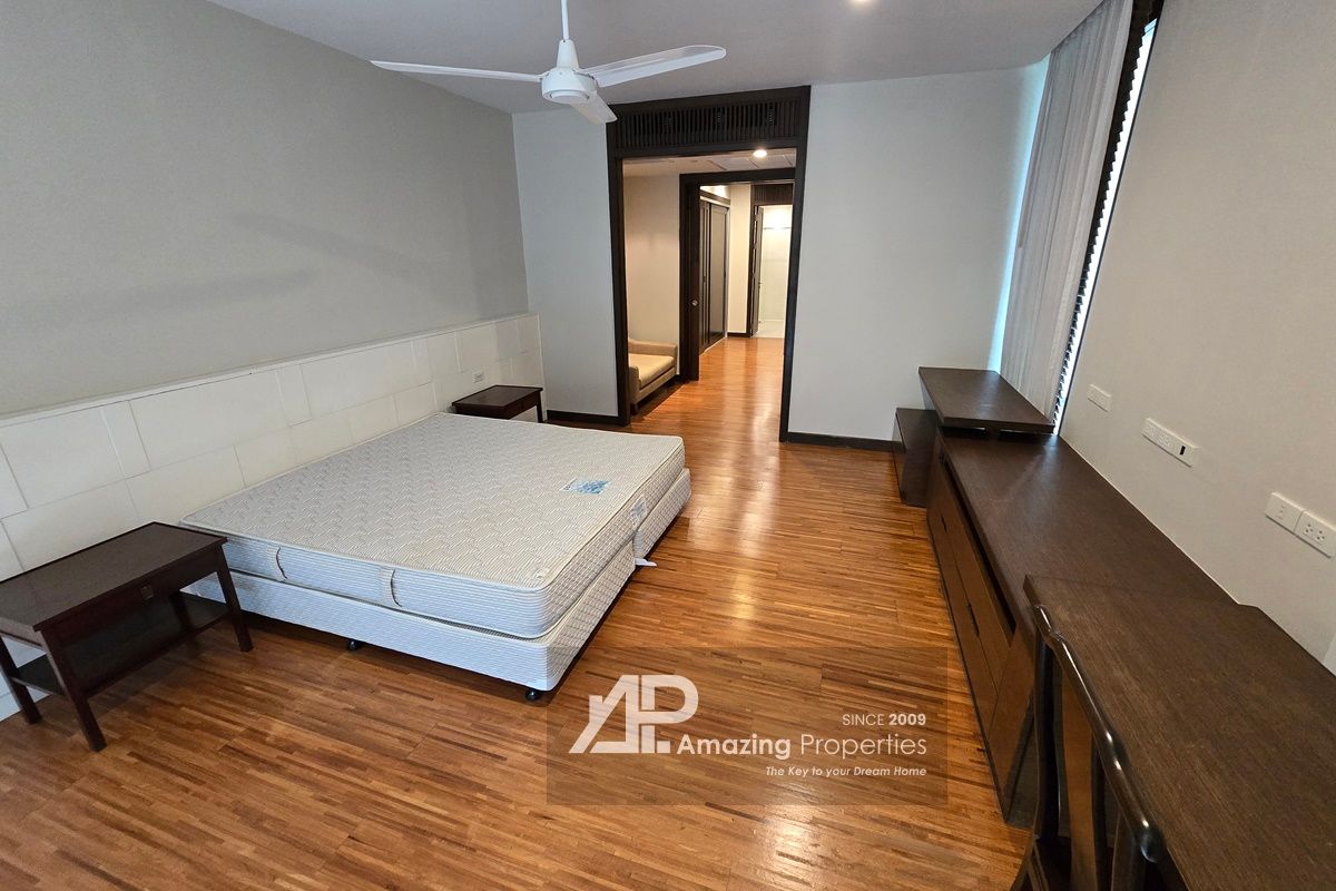 4-Bedroom-Duplex-Penthouse-Thonglor-(21)-3063.jpg