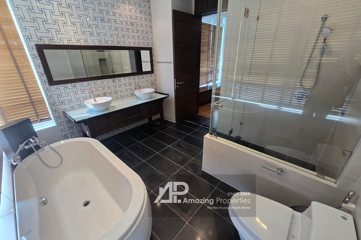 4-Bedroom-Duplex-Penthouse-Thonglor-(28)-7917.jpg