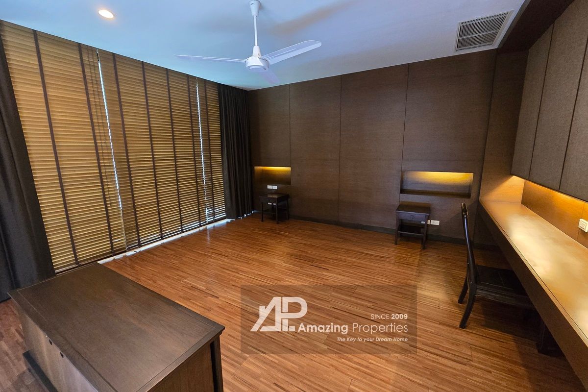 4-Bedroom-Duplex-Penthouse-Thonglor-(30)-4639.jpg