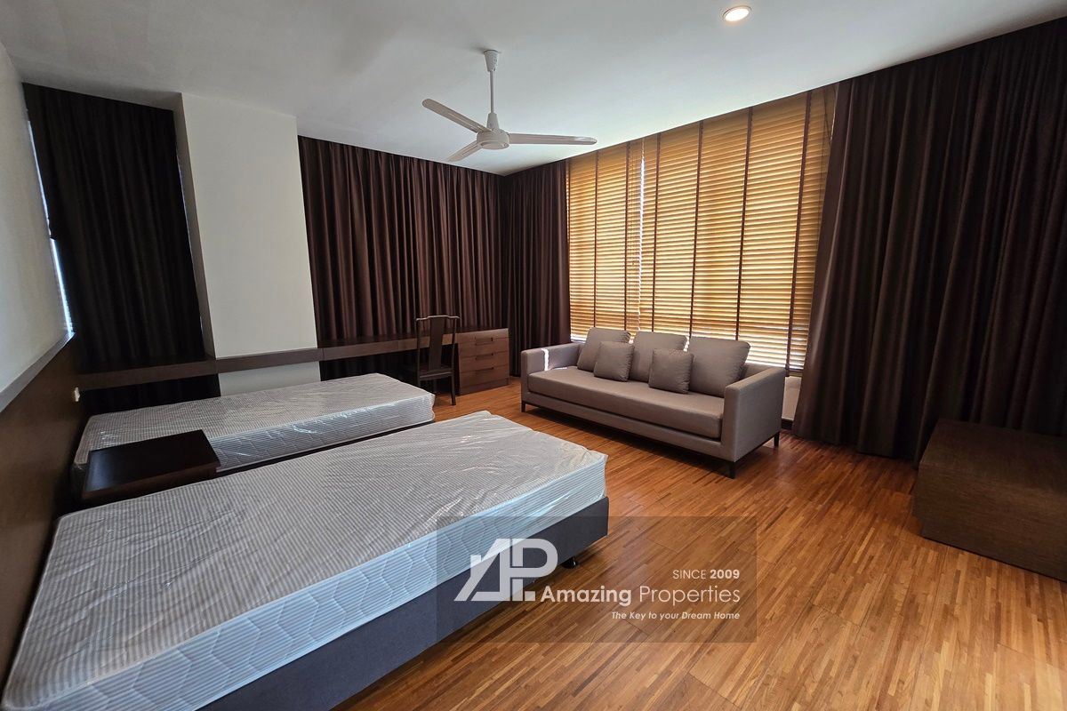 4-Bedroom-Duplex-Penthouse-Thonglor-(31)-9927.jpg