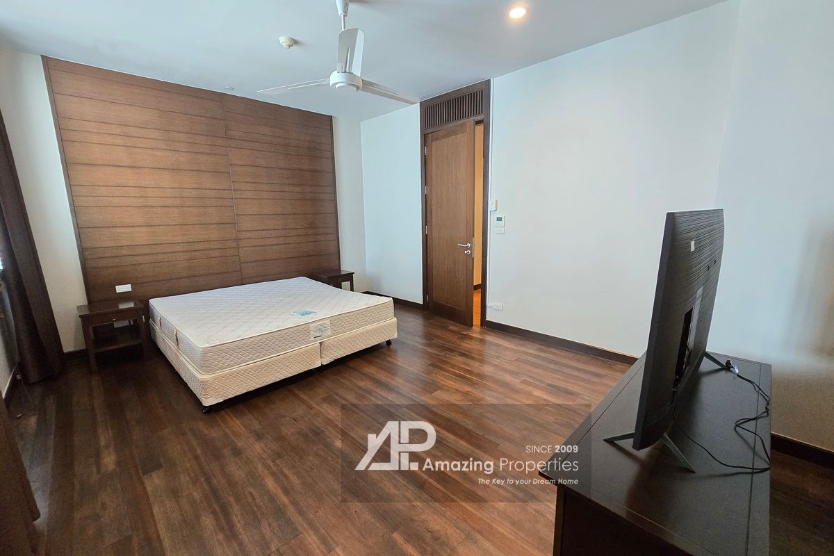 4-Bedroom-Duplex-Penthouse-Thonglor-(35)-6088.jpg