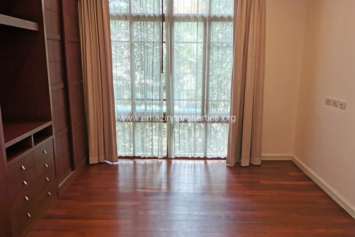 4-Bedroom-House-Baan-Sansiri-20-5227.jpg