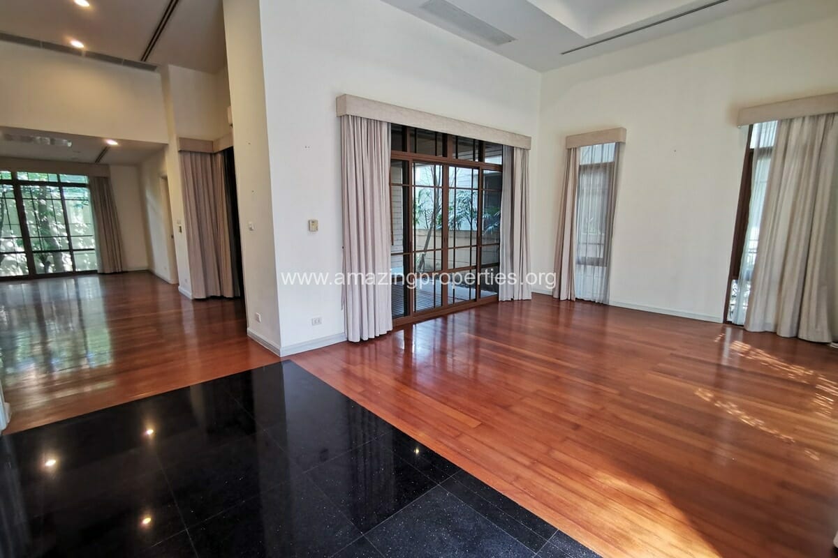 4-Bedroom-House-Baan-Sansiri-9-4293.jpg