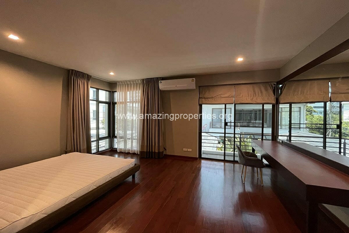 4-Bedroom-House-Phrom-Phong-15-7720.jpg