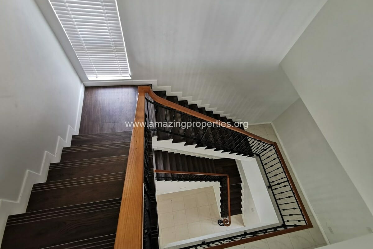 4-Bedroom-House-Phrom-Phong-25-8704.jpg