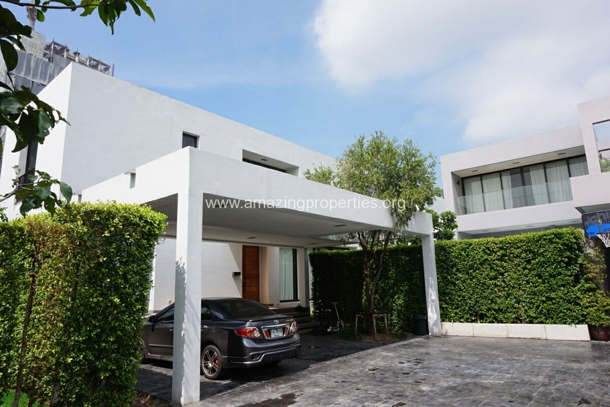 4-Bedroom-House-Thonglor-10-2988.jpg