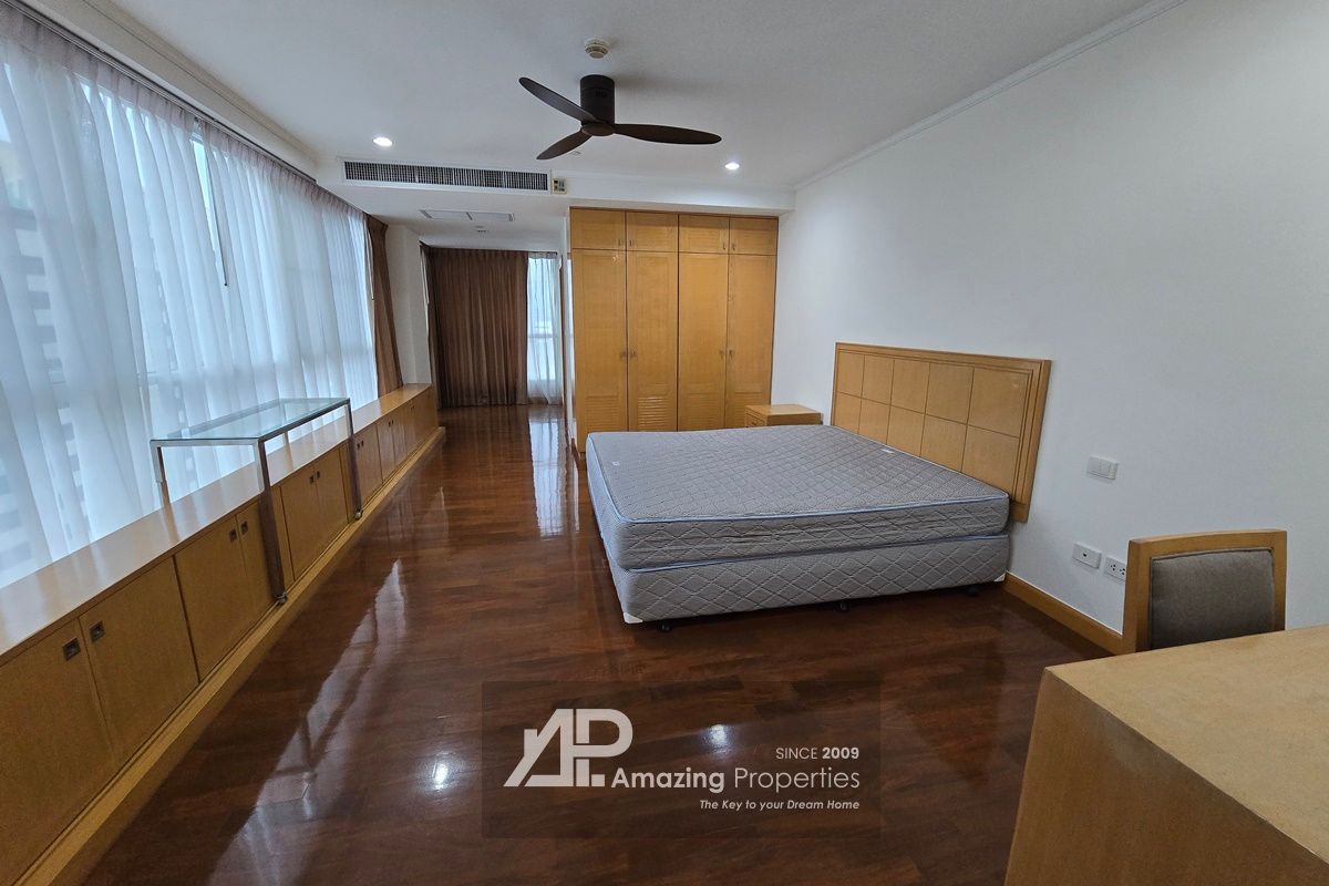 4-Bedroom-Penthouse-Phrom-Phong-23-6703.jpg