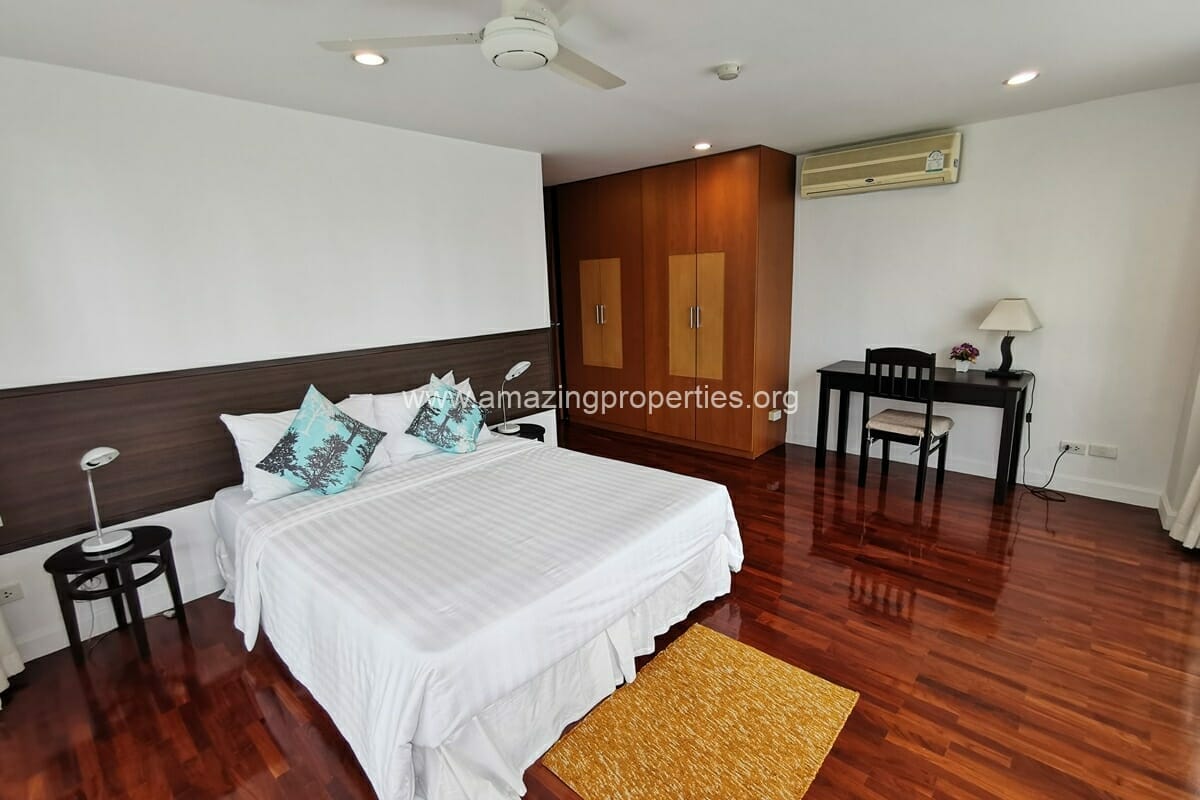 4-Bedroom-Sathorn-Gallery-Residences-18-8017.jpg