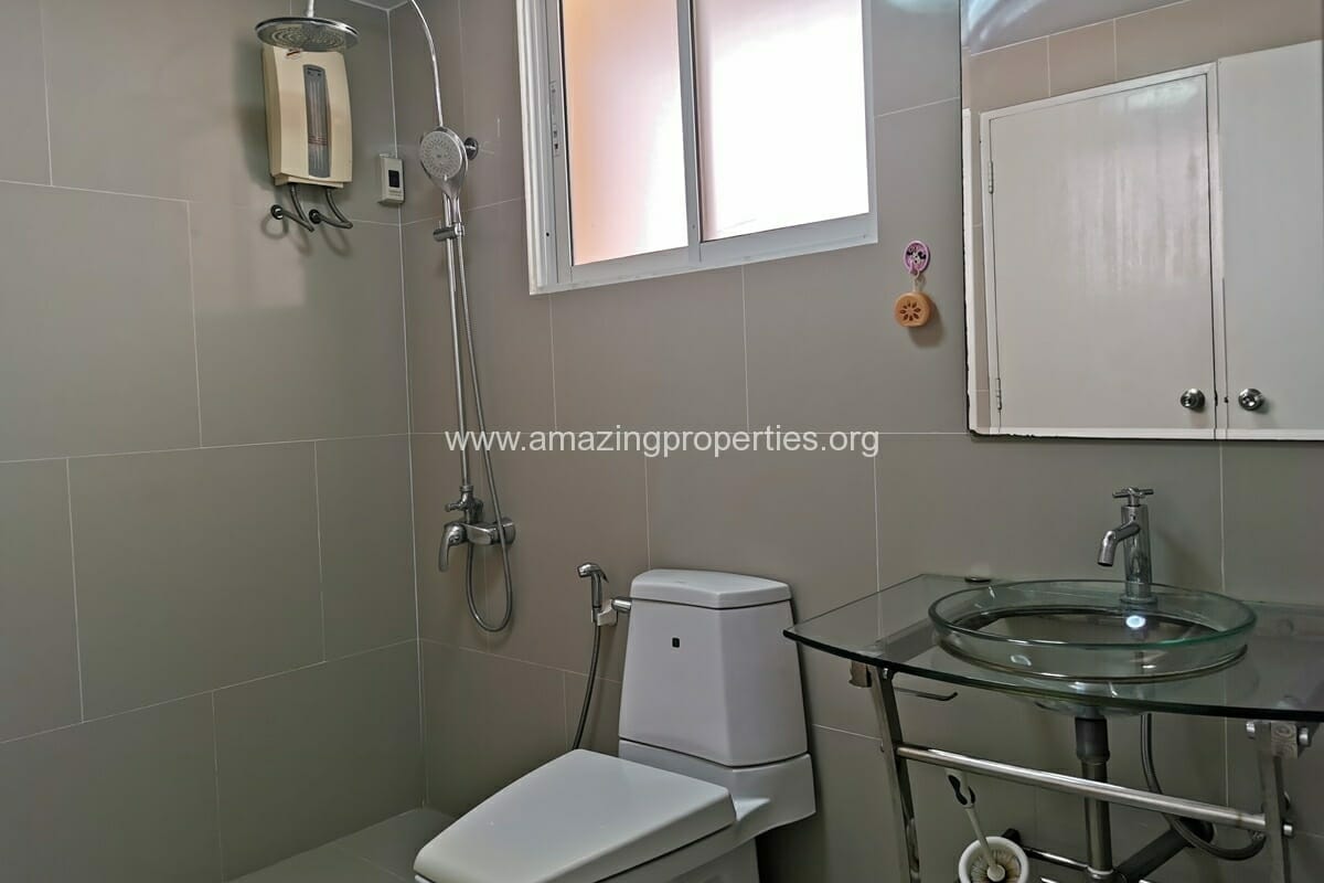 4-Bedroom-Townhouse-for-rent-Phrom-Phong-21-5573.jpg