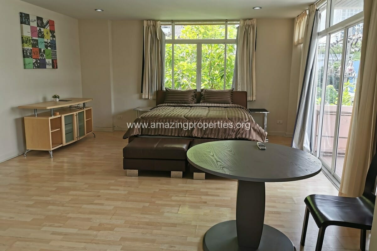 4-Bedroom-Townhouse-for-rent-Phrom-Phong-23-8383.jpg