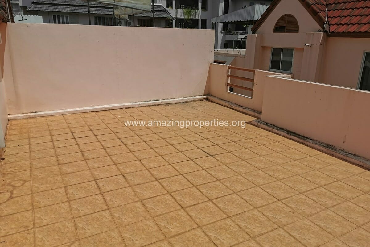 4-Bedroom-Townhouse-for-rent-Phrom-Phong-33-2181.jpg