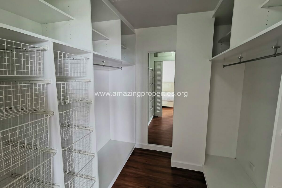 4-Bedroom-apartment-Tipamas-Suites-20-1534.jpg