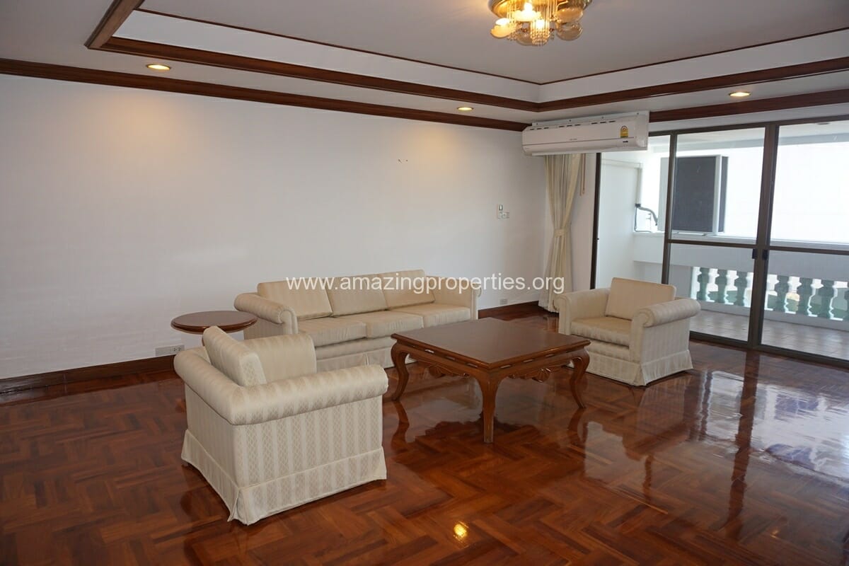 4-bedroom-Apartment-GM-Mansion-1-8008.jpg