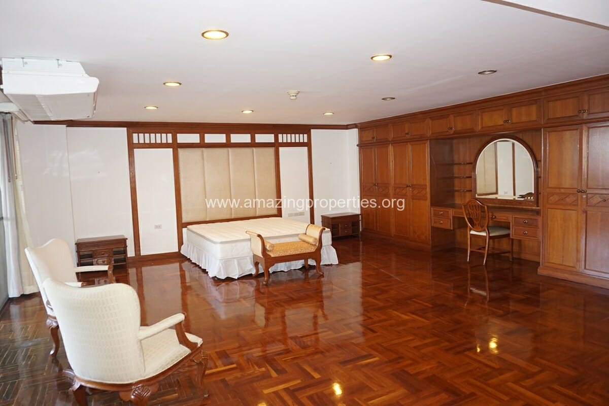 4-bedroom-Apartment-GM-Mansion-11-5726.jpg