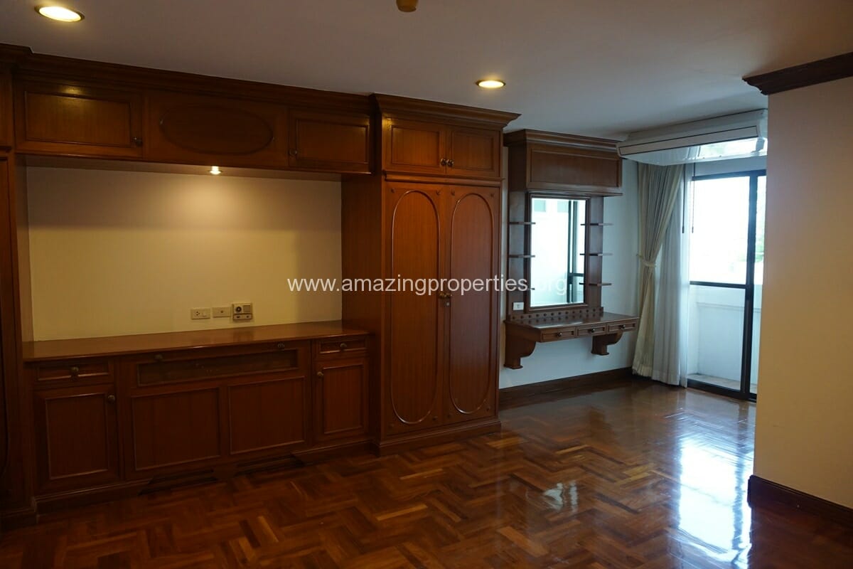 4-bedroom-Apartment-GM-Mansion-19-9049.jpg
