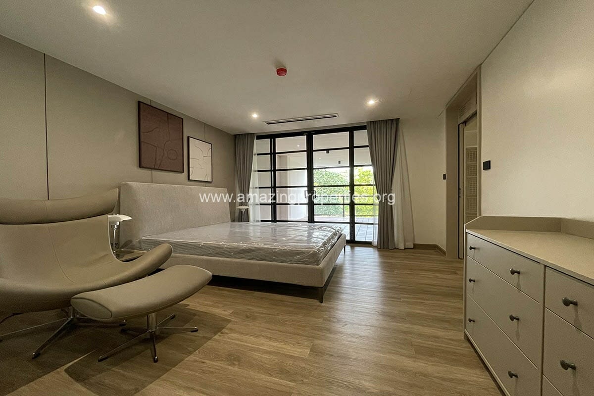 4-bedroom-Apartment-Sathorn-11-9821.jpg