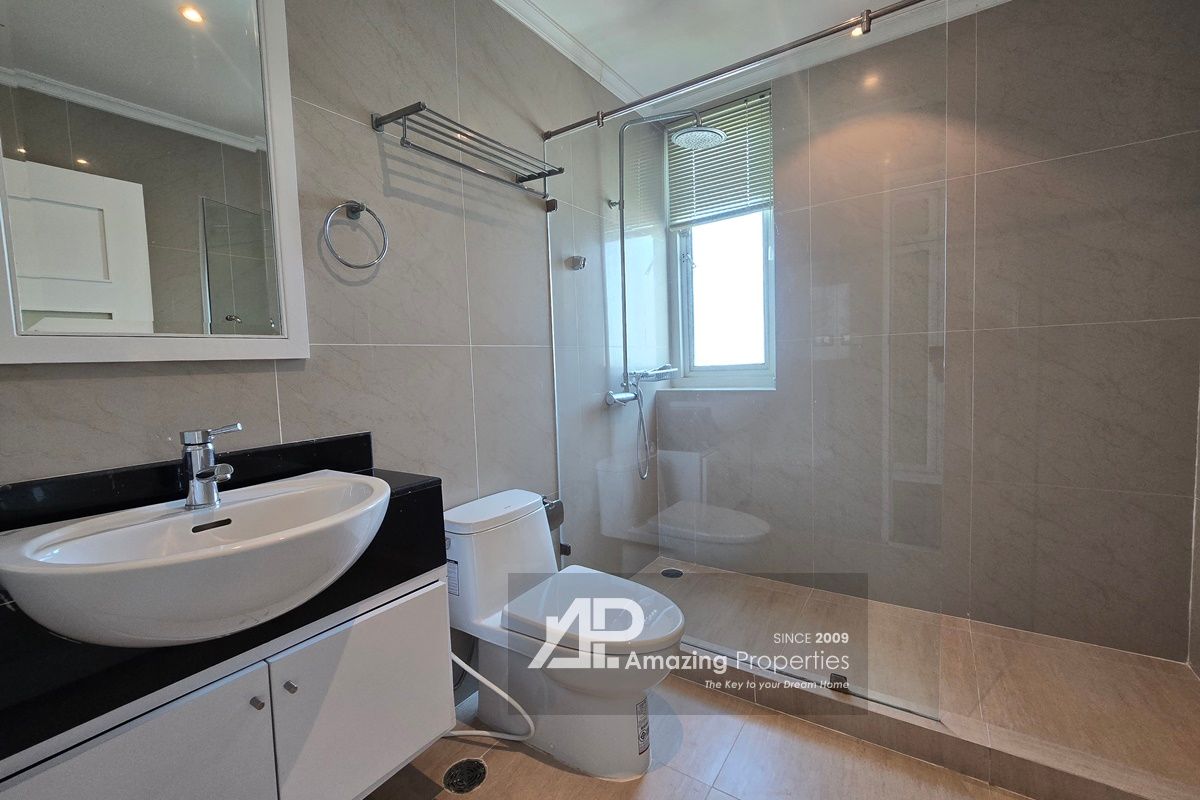 4-bedroom-Duplex-Penthouse-Phrom-Phong-(17)-7861.jpg