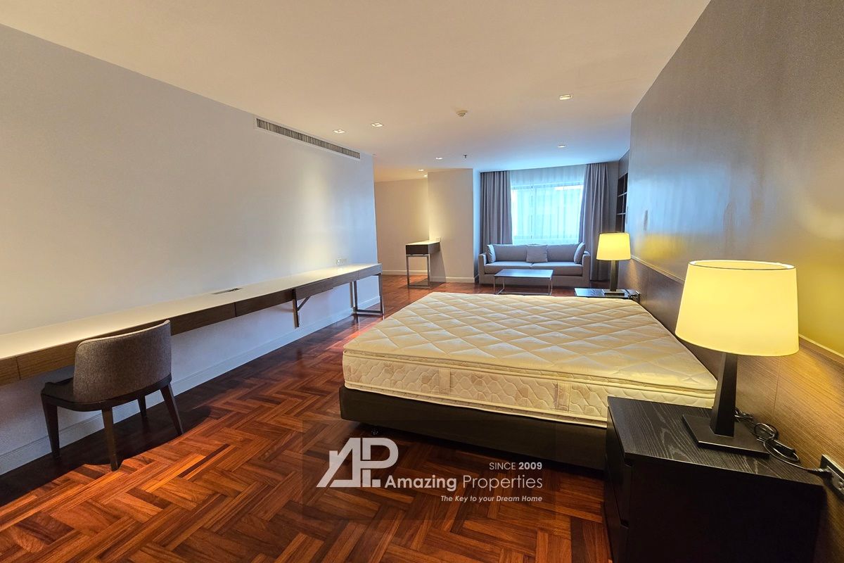 4-bedroom-Duplex-Penthouse-Phrom-Phong-27-2899.jpg