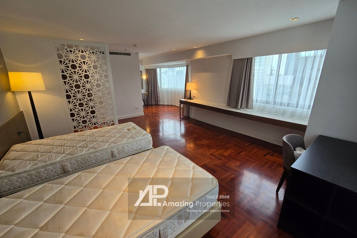 4-bedroom-Duplex-Penthouse-Phrom-Phong-37-5899.jpg