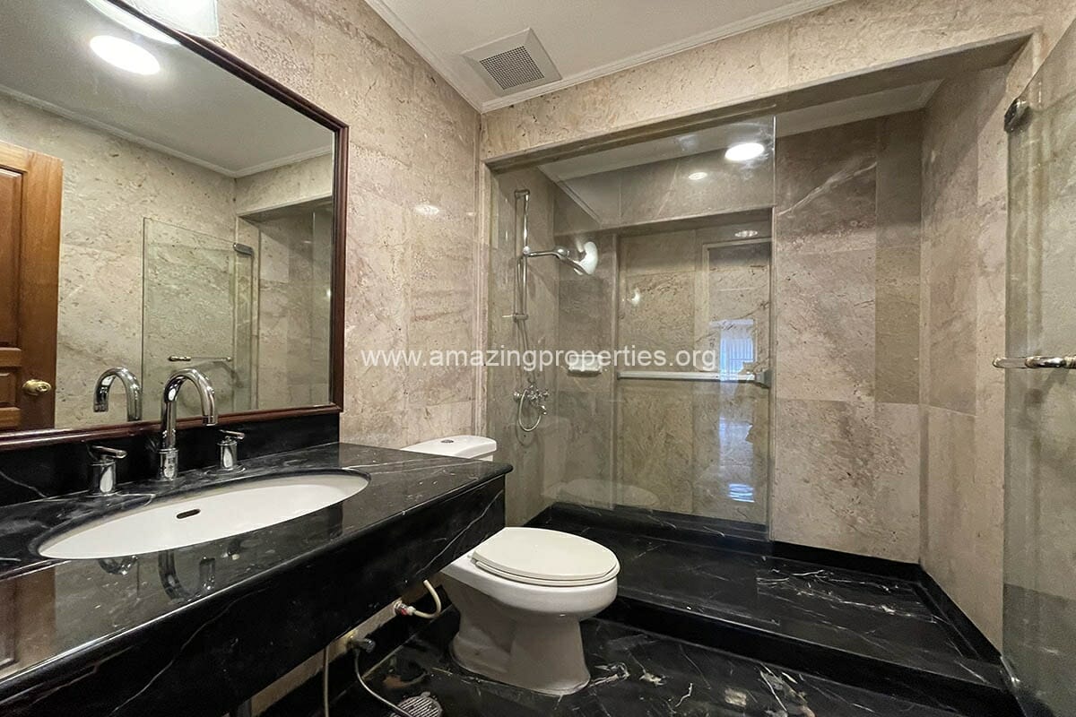4-bedroom-Le-Raffine-Sukhumvit-24-7-6777.jpg
