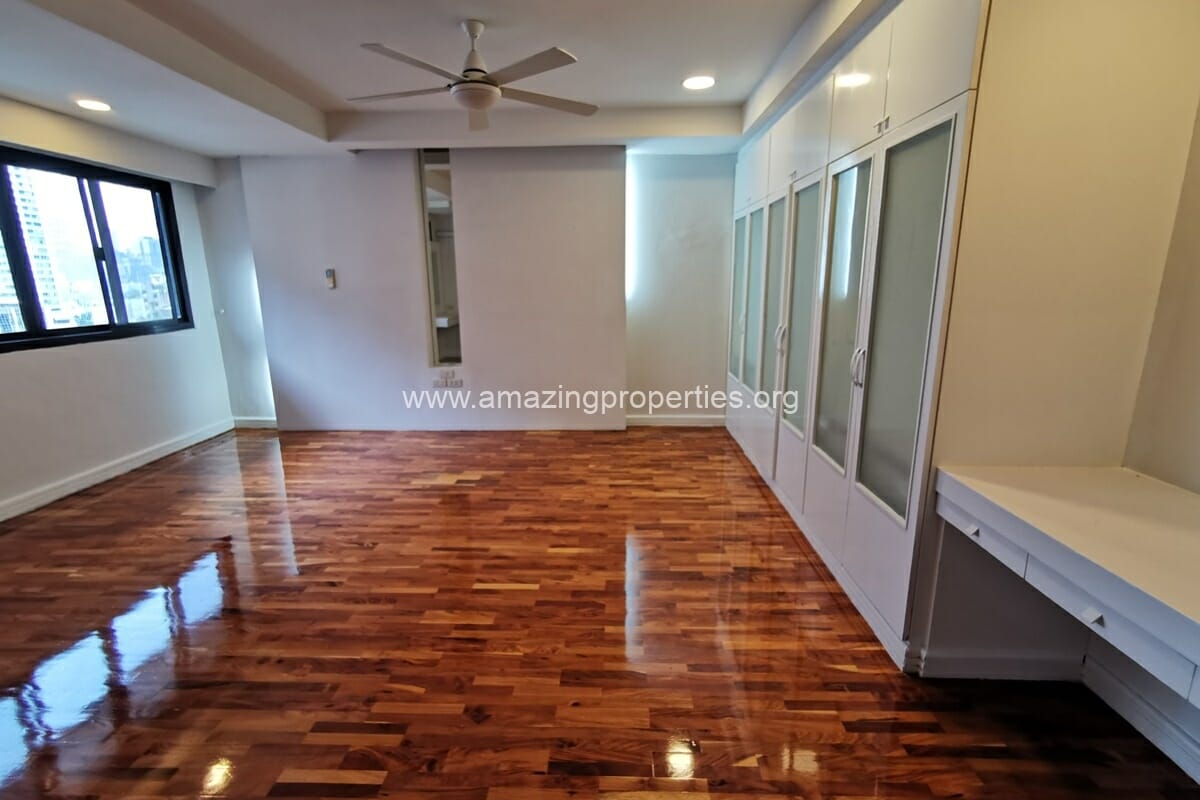 4-bedroom-Penthouse-Asoke-16-6484.jpg