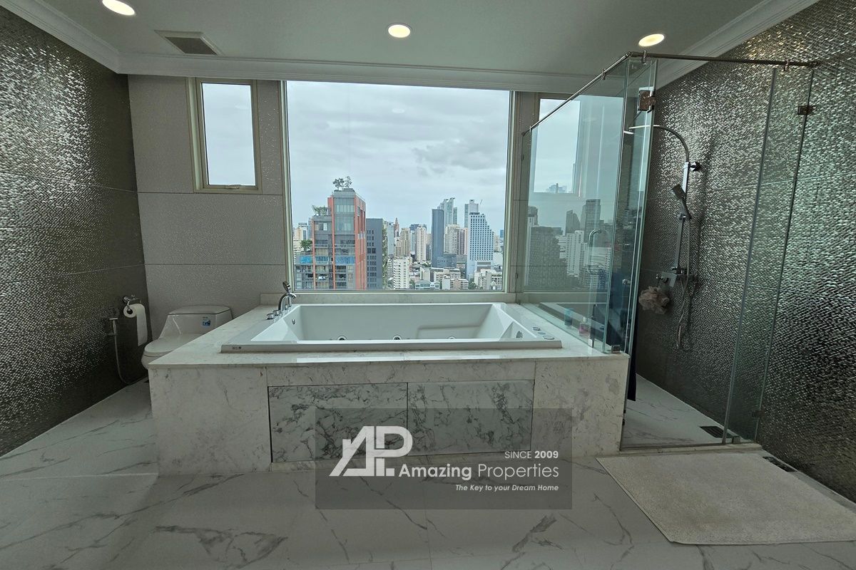 4-bedroom-Penthouse-Royce-Private-Residences-26-5657.jpg