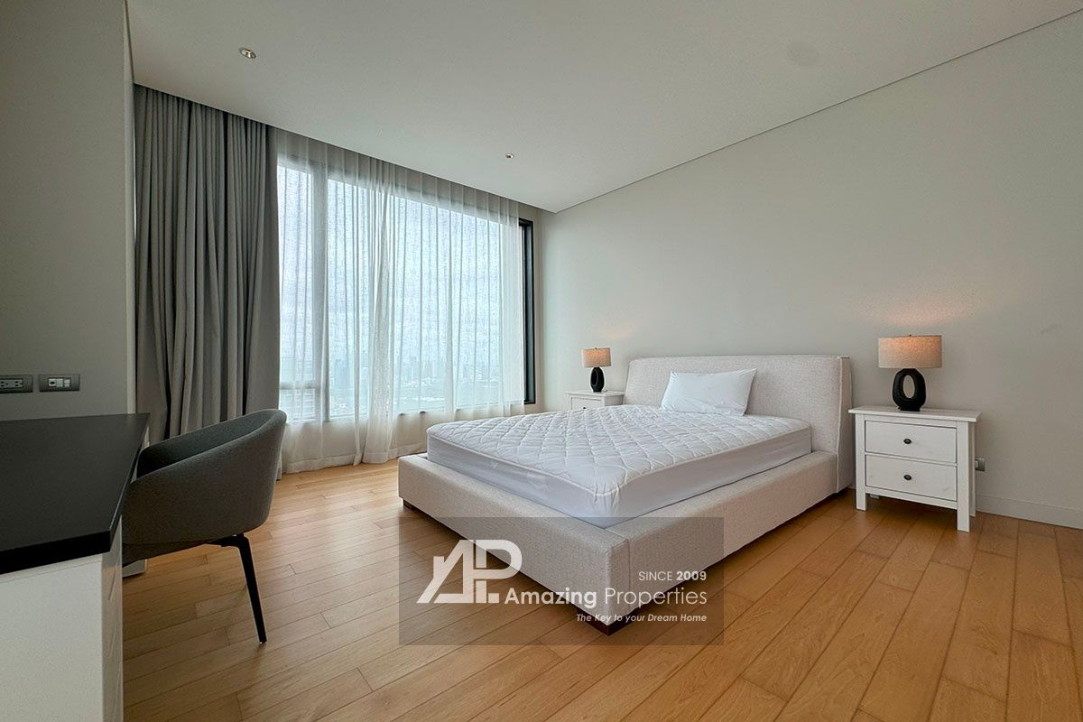 4-bedroom-Penthouse-Sindhorn-Residence-26-7296.jpg