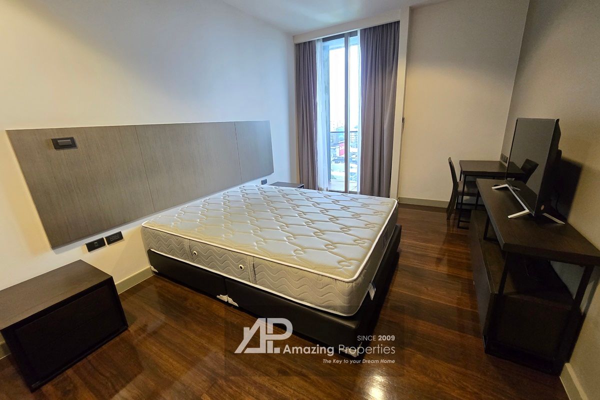 4-bedroom-Piya-Residence-Sukhumvit-28-22-3614.jpg