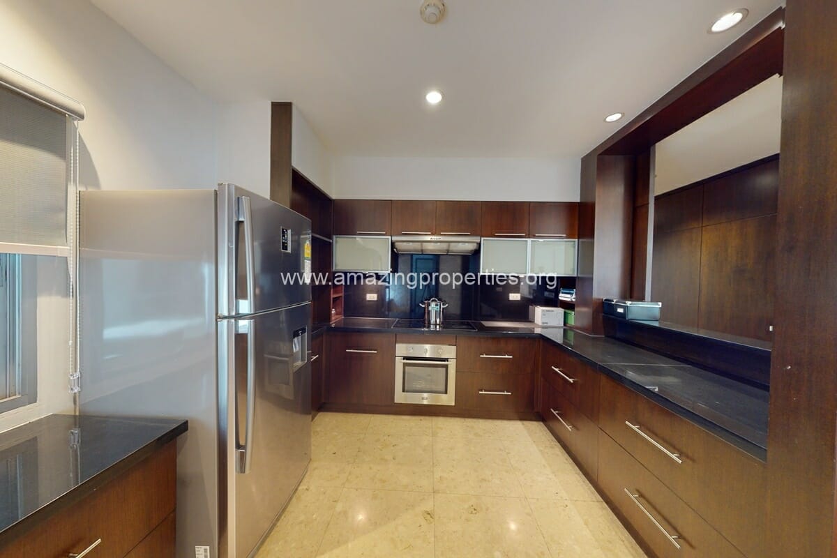 4-bedroom-Royal-Residence-Park-24-3112.jpg