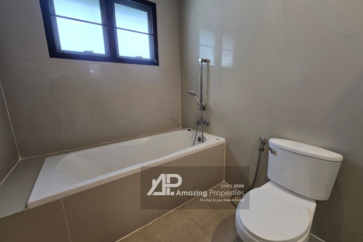 4-bedroom-SW38-Place-Thonglor-(10)-2595.jpg
