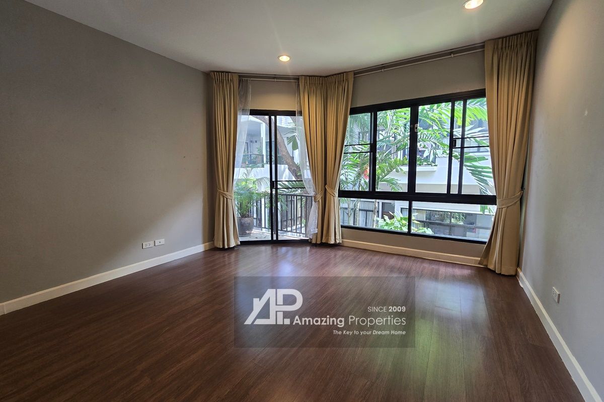 4-bedroom-SW38-Place-Thonglor-(2)-2184.jpg
