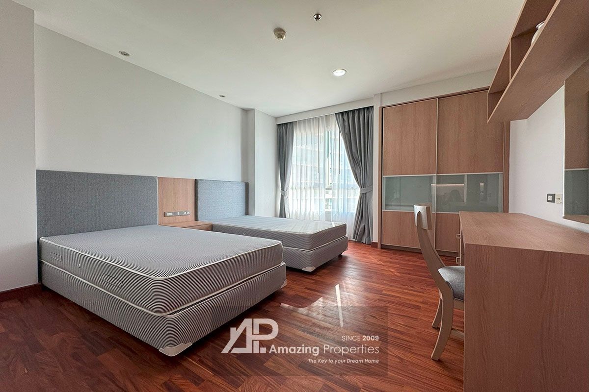 4-bedroom-The-Residence-Sukhumvit-24-21-3863.jpg