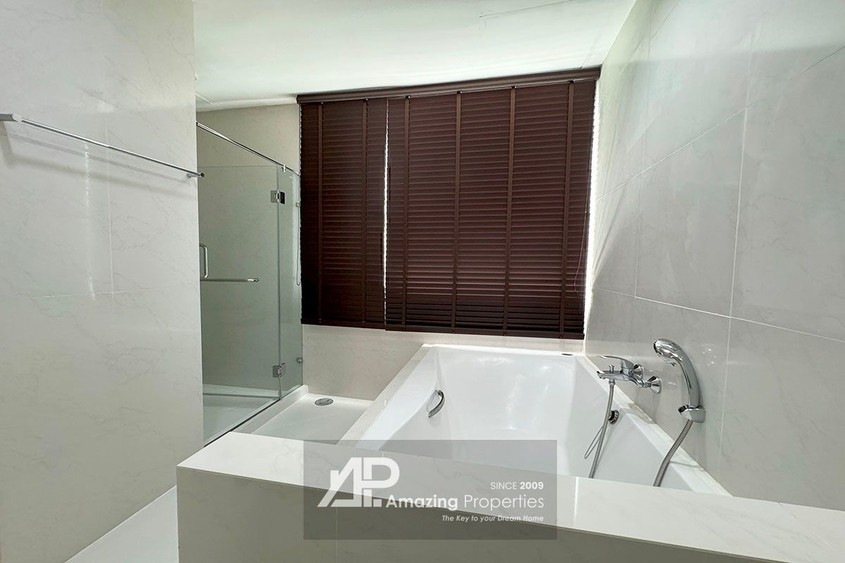 4-bedroom-The-Residence-Sukhumvit-24-28-2248.jpg