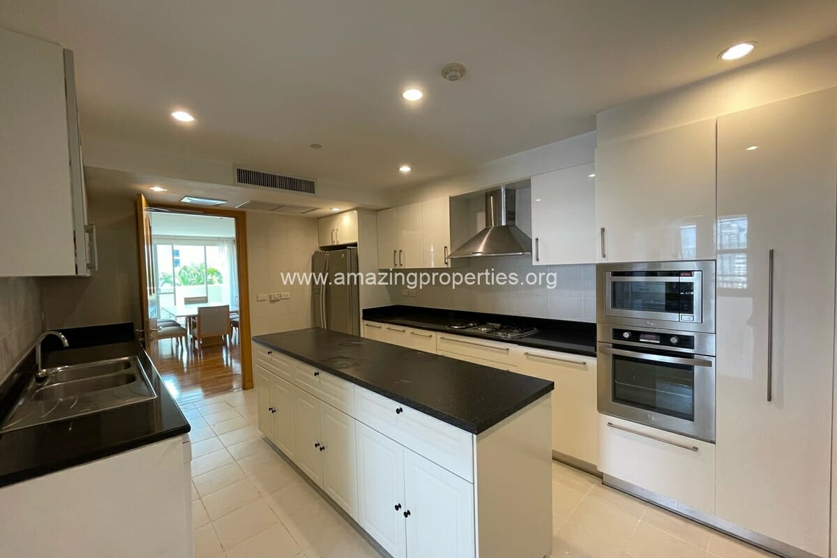 4-bedroom-apartment-Phrom-phong-6-5471.jpeg