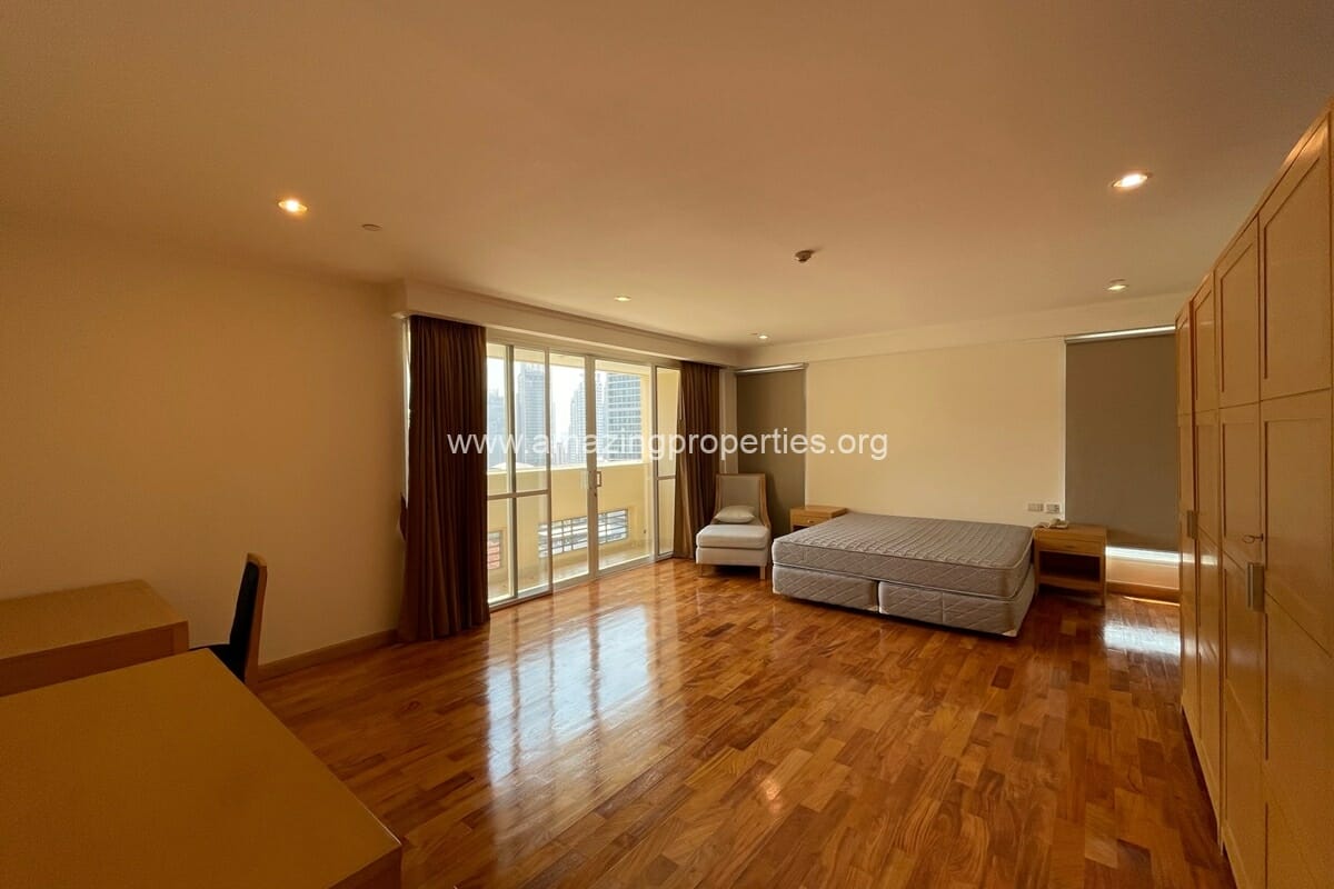 4-bedroom-apartment-Phrom-phong-9-5330.jpeg
