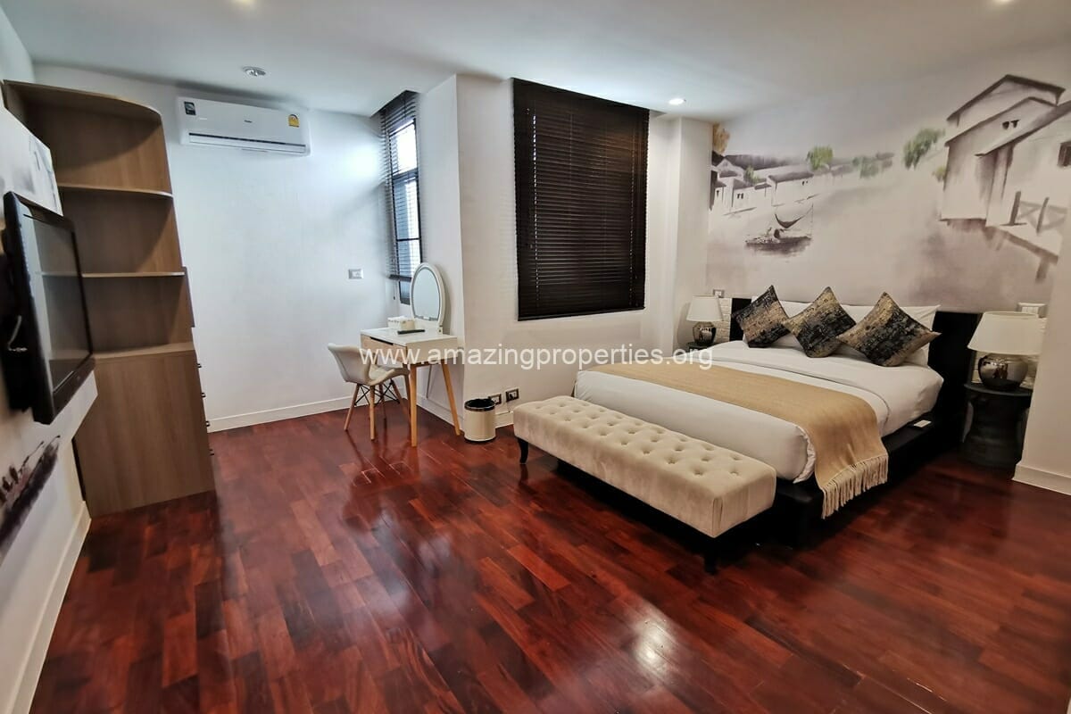 4-bedroom-apartment-chidlom-3-1-7104.jpg