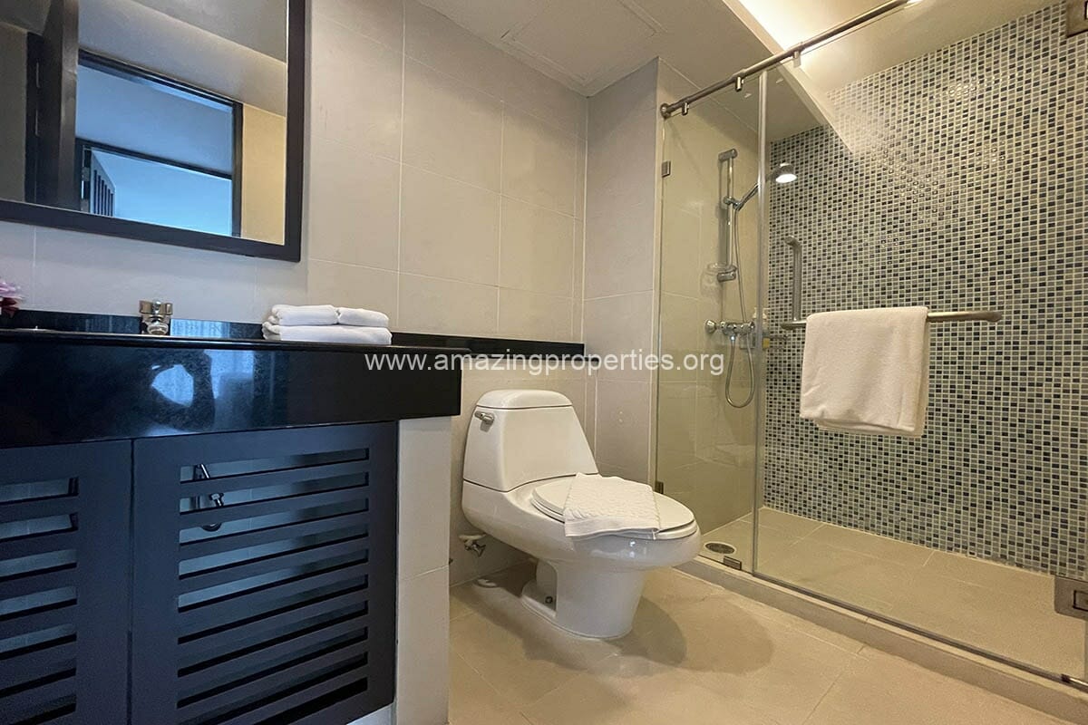 4-bedroom-apartment-for-rent-Sathorn-19-1468.jpg