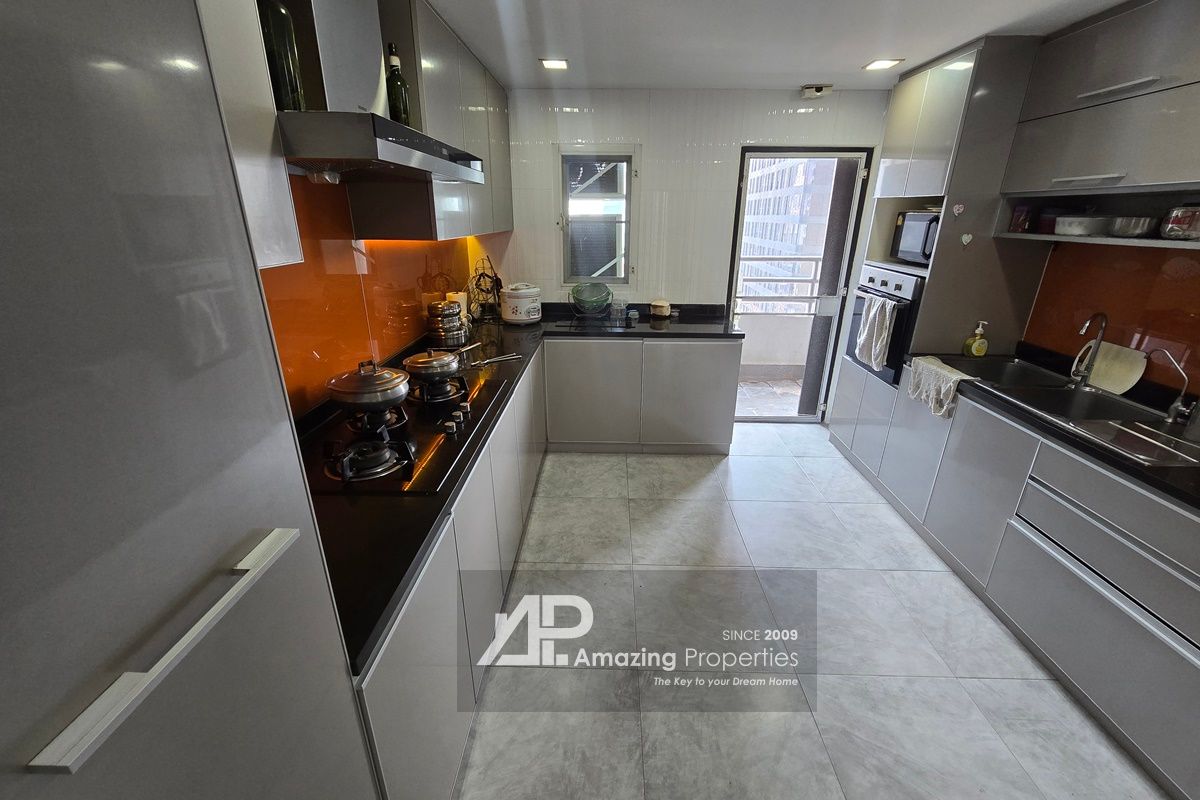 4-bedroom-condo-Asoke-(11)-5433.jpg