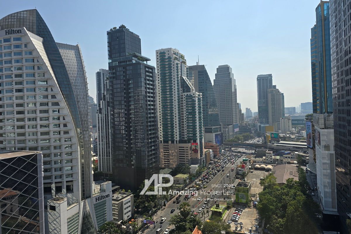 4-bedroom-condo-Asoke-(2)-3961.jpg