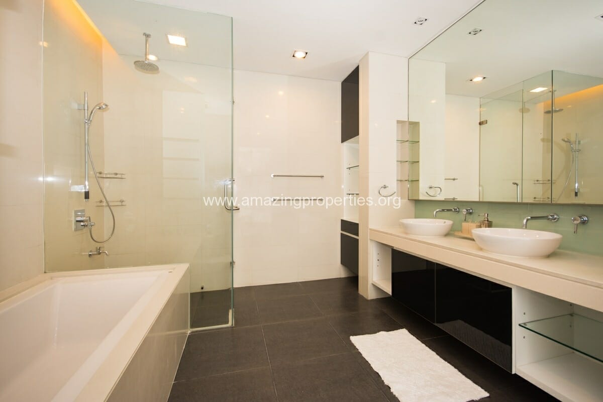 4-bedroom-condo-for-Rent-at-Domus-Condominium-11-6656.jpg