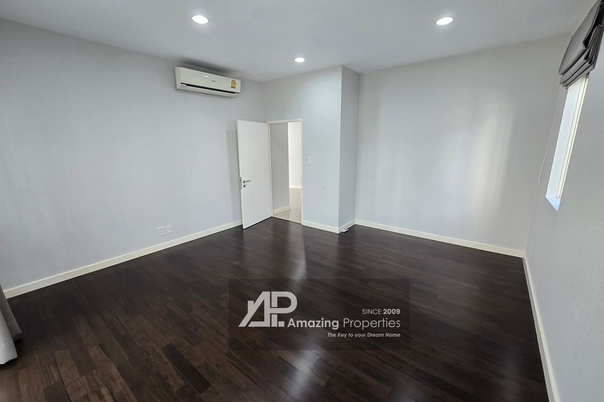 4-bedroom-house-Phrom-Phong-(10)-6804.jpg