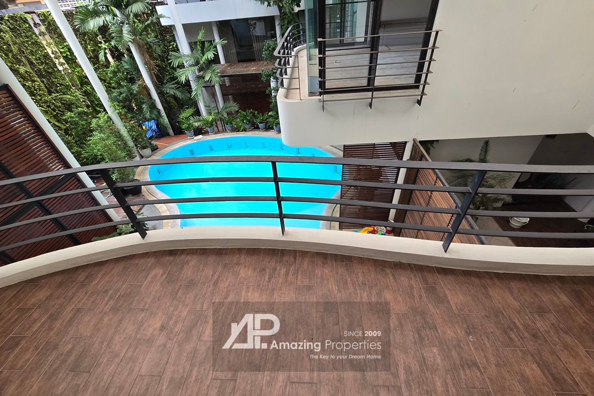 4-bedroom-house-Phrom-Phong-14-1-8386.jpg
