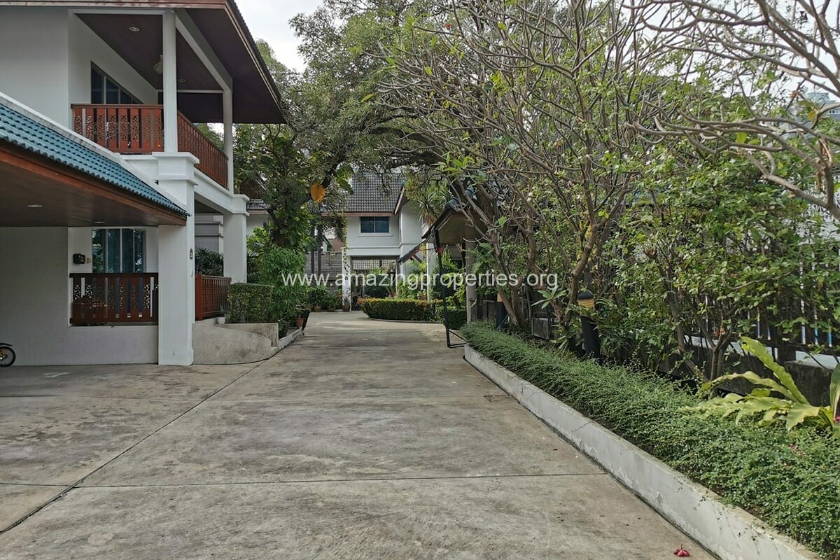 4-bedroom-house-Phrom-Phong-2-7457.jpg
