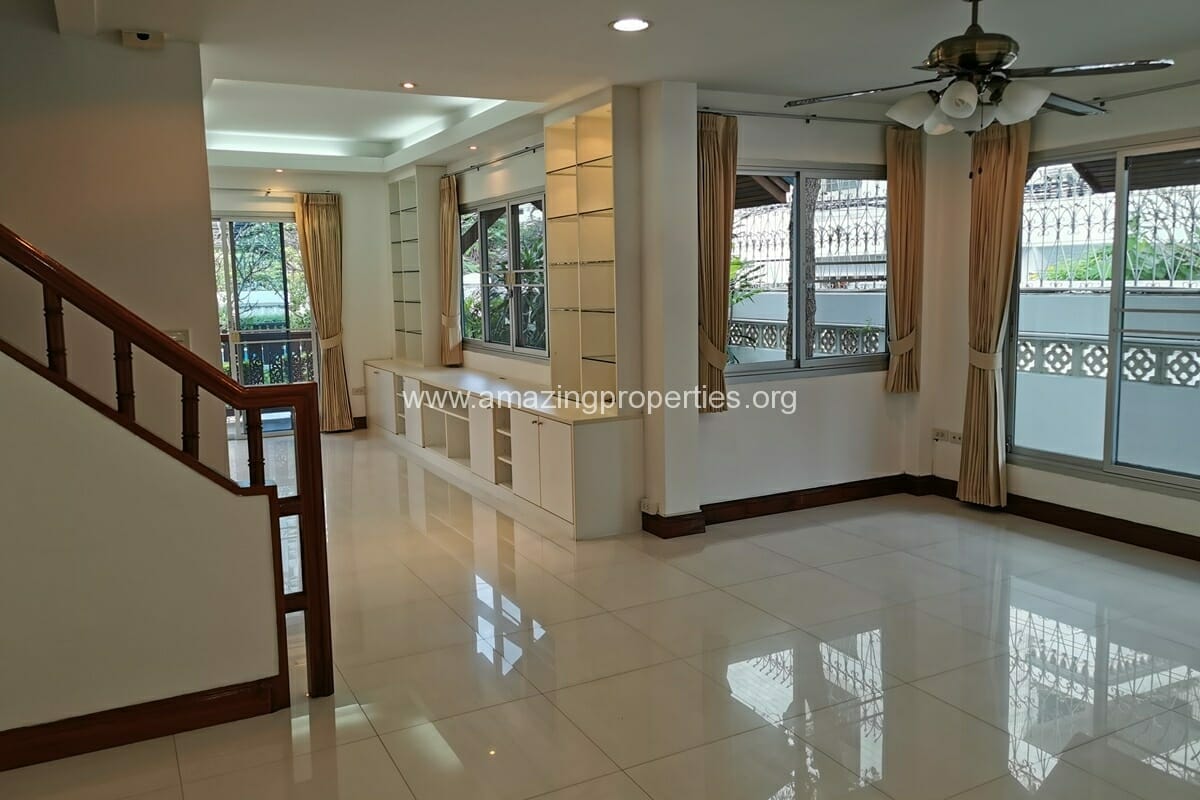 4-bedroom-house-Phrom-Phong-7-4638.jpg
