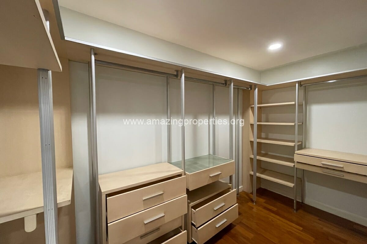 4-bedroom-house-Phrom-Phong-9-1342.jpg