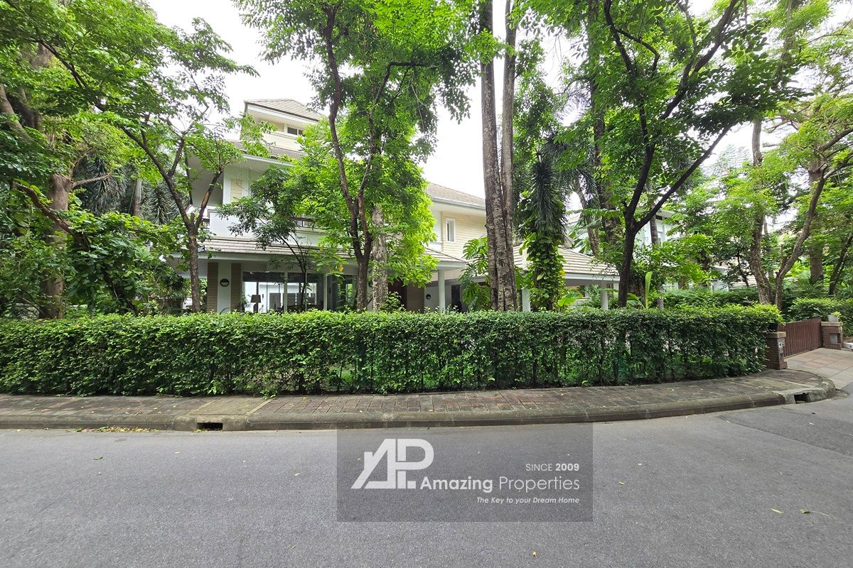 4-bedroom-house-Thonglor-(26)-7253.jpg