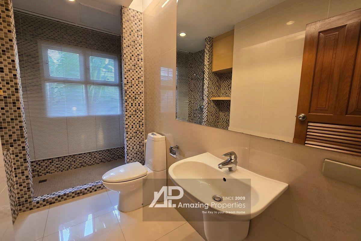 4-bedroom-house-Thonglor-18-2387.jpg